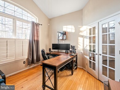 26166 Murrey Dr, Chantilly, VA 20152 - photo 4