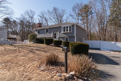 24 Swain Rd, Wilmington, MA 01887 - photo 2