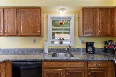 42 Deacon St unit 42, Northborough, MA 01532 - photo 7