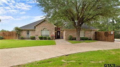 1801 Hogan Ln, Mount Pleasant, TX 75455 - photo 2