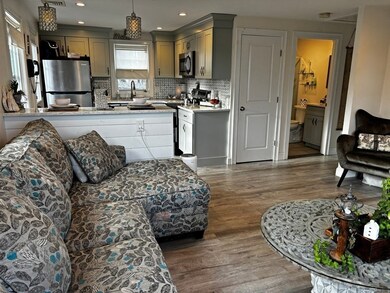 211 Lake Shore Dr, East Weymouth, MA 02189 - photo 6