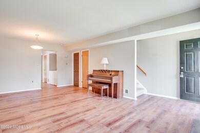 32-2-Green-Grove-Avenue-10