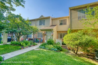 27 Franklin Ln unit D, Staten Island, NY 10306 - photo 4