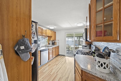Kitchen 01