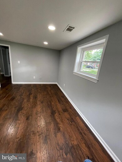 610 W Nettle Tree Rd, Sterling, VA 20164 - photo 4