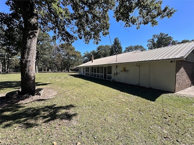 303 Brentwood Dr, Athens, TX 75751 - photo 5