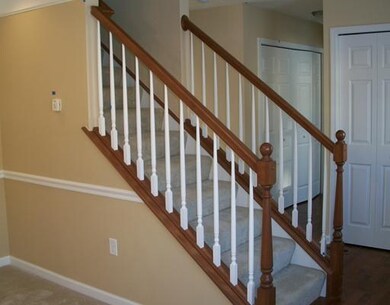 Entry/Foyer.
