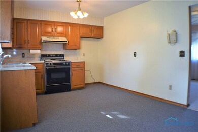 227 N Cherry St, Woodville, OH 43469 - photo 2