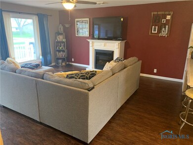 204 Taylor Dr, West Unity, OH 43570 - photo 5