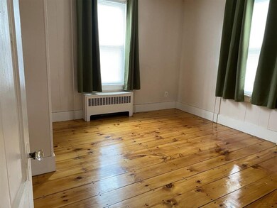 25 Elm St, Newmarket, NH 03857 - photo 7