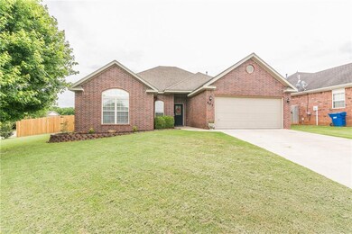 501 SW Duke Ave, Bentonville, AR 72712 - photo 2