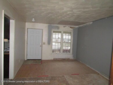 4012 Burchfield Dr, Lansing, MI 48910 - photo 4