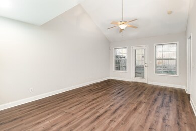 125 Noel Cove Cir, Hermitage, TN 37076 - photo 3