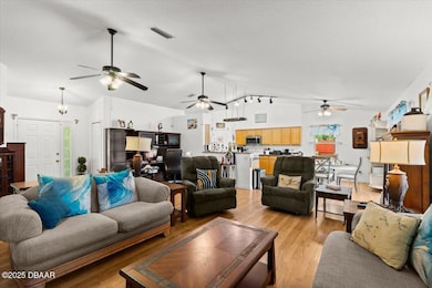 25-2893 Maldive Ct (25 of 42)