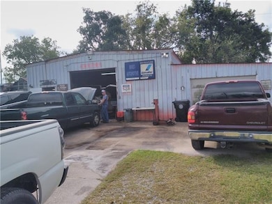 4228 Touro St, New Orleans, LA 70122 - photo 3