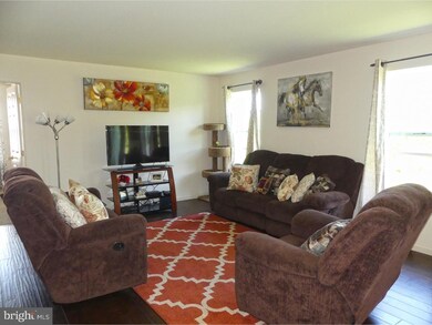 440 E 4th St, Bernville, PA 19506 - photo 7