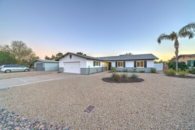 8613 E Camelback-3