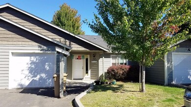 435 Marion Ln, Grants Pass, OR 97527 - photo 3