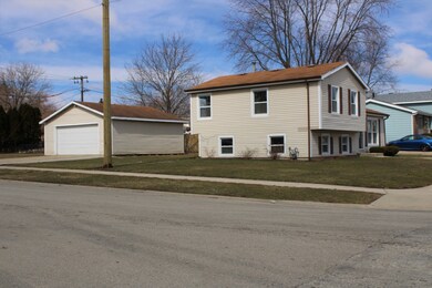 200 N Metropolitan Ave, Waukegan, IL 60085 - photo 2