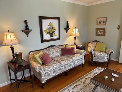 Formal Living Room with Beautiful Hardwood Floorin