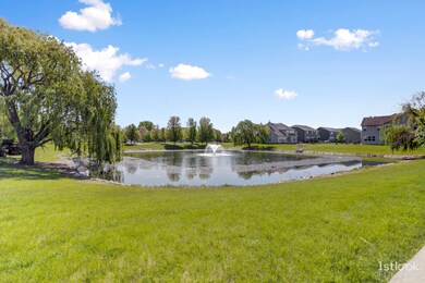 119 Windstone Dr, North Aurora, IL 60542 - photo 4