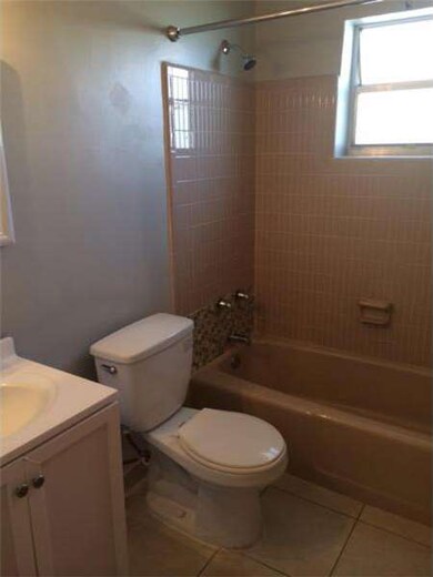 4252 SW 69th Ave, Miami, FL 33155 - photo 5