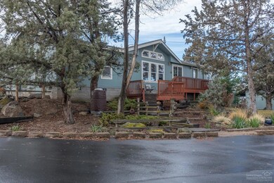 3685 NE Butler Ave, Redmond, OR 97756 - photo 2