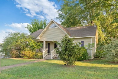 91 E 2nd St, Parsons, TN 38363 - photo 2