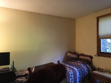 43 Forest Rd, Weare, NH 03281 - photo 4