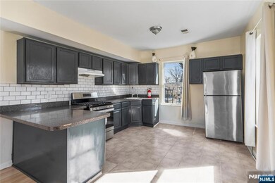 76 N 17th St, East Orange, NJ 07017 - photo 5