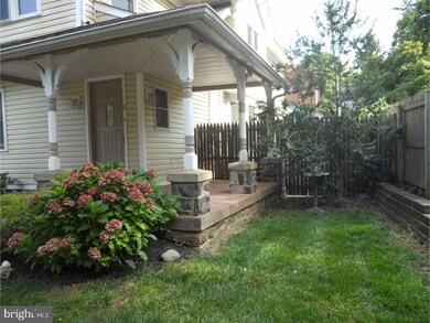 406 W Wayne Ave unit 2ND FL, Wayne, PA 19087 - photo 2