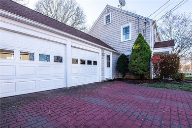 8 Florence St, Riverside, RI 02915 - photo 2