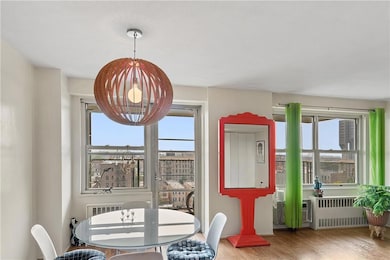 2550 Olinville Ave unit 10C, Bronx, NY 10467 - photo 7