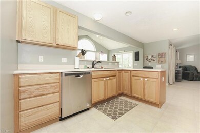 134 Stonefield Dr, Berea, OH 44017 - photo 6