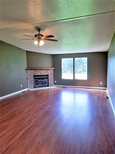 7439 Fort King Rd, Zephyrhills, FL 33541 - photo 6