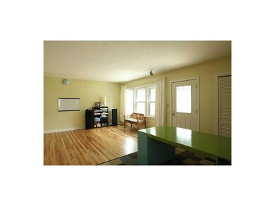 . Living Rm