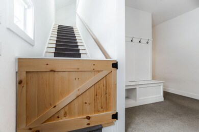 9 Mountain Rd, Cape Neddick, ME 03902 - photo 6