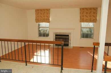 6210 William Mosby Dr, Centreville, VA 20121 - photo 2