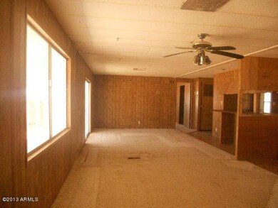 023-108360 - Living Room