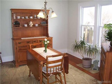 452 Bennett St, North Tonawanda, NY 14120 - photo 6