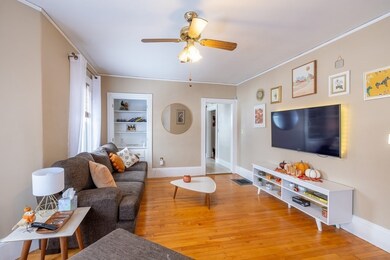 76 Pleasant St unit 2, Wakefield, MA 01880 - photo 7