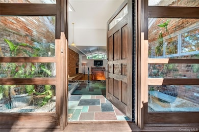 10 Barnaby Ln, Hartsdale, NY 10530 - photo 4