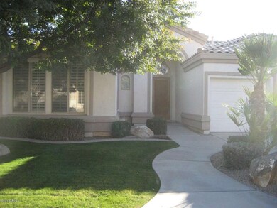 FRONT OF HOUSE 2