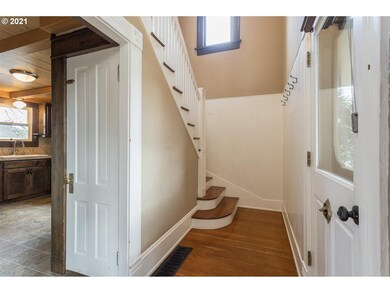 1892 6th Ave, West Linn, OR 97068 - photo 7