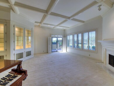 003_Living Room