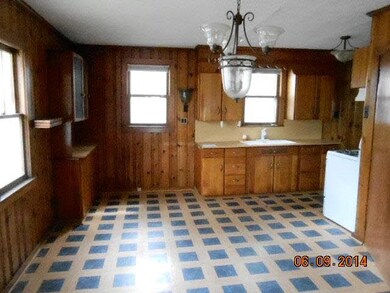 2400 S Mulberry St, Muncie, IN 47302 - photo 2