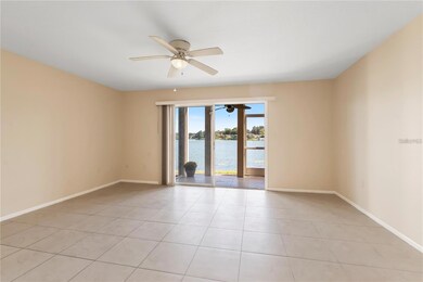 534 Orange Dr unit 11, Altamonte Springs, FL 32701 - photo 5