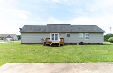 1325 Clark Rd, Inman, SC 29349 - photo 3