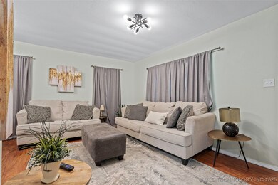 818 Northwest Blvd, Ardmore, OK 73401 - photo 4