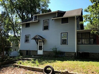 416 College St, Cedar Falls, IA 50613 - photo 4